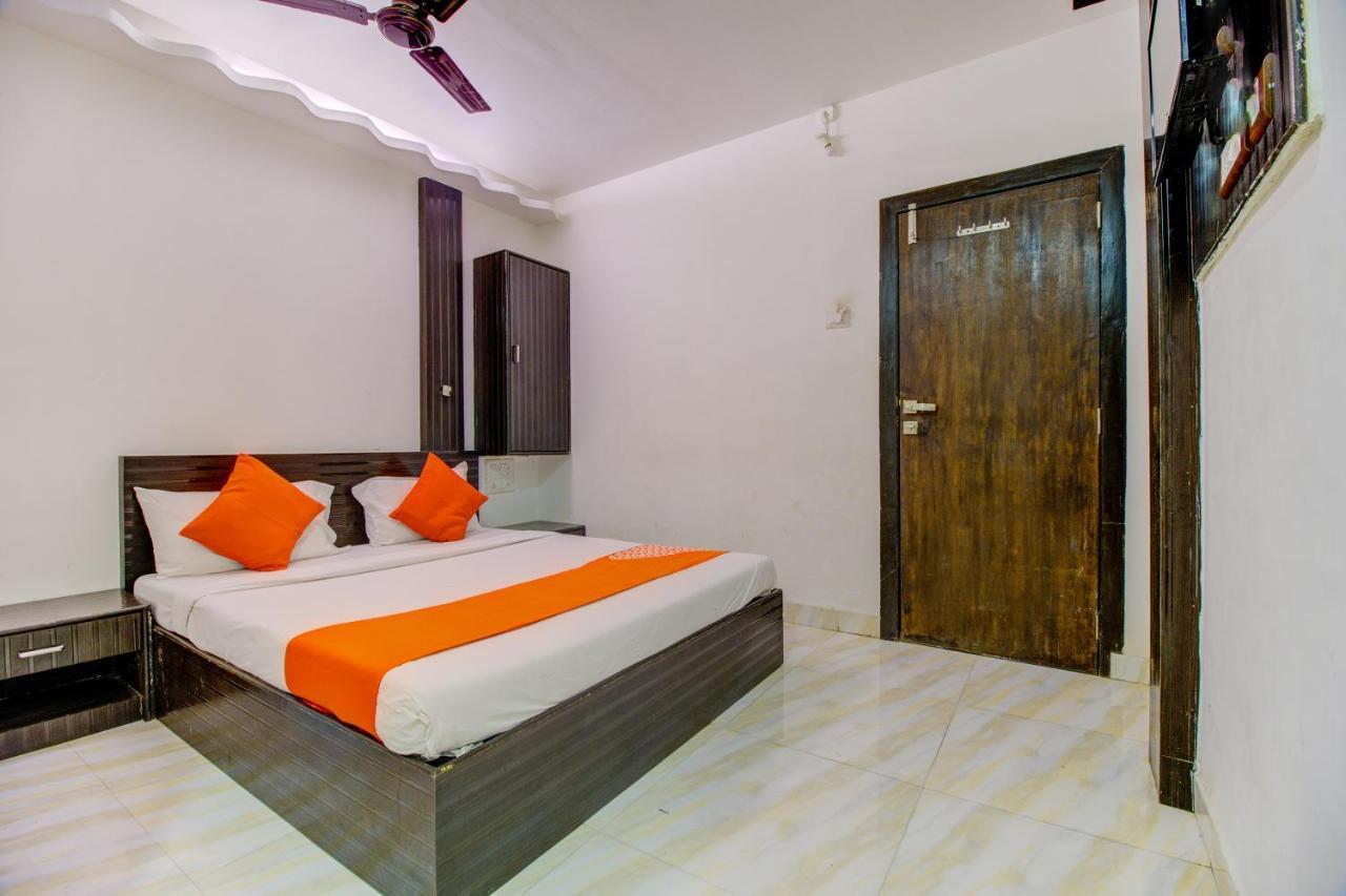 Oyo 76486 Silver Moon Mumbai Exterior foto